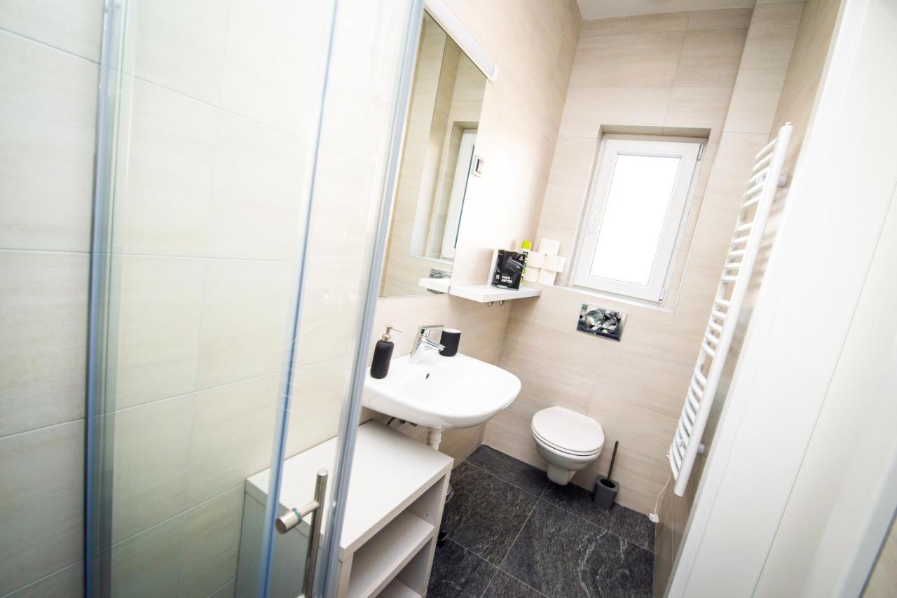 נובי סאד Apartmani Sterija מראה חיצוני תמונה