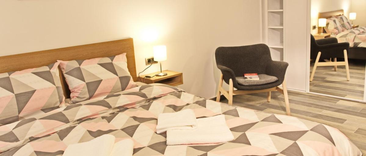 נובי סאד Apartmani Sterija מראה חיצוני תמונה