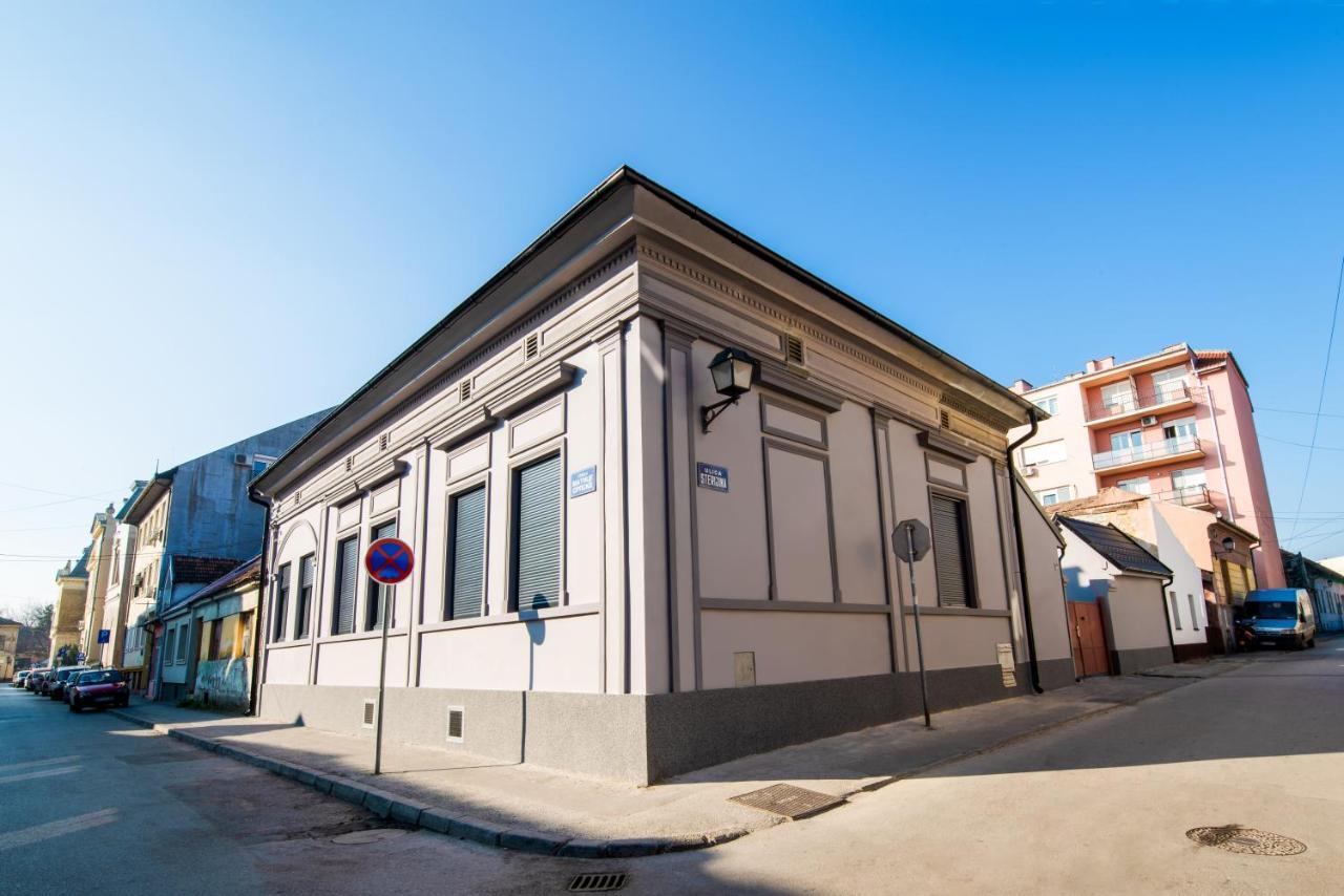 נובי סאד Apartmani Sterija מראה חיצוני תמונה